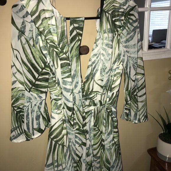 Romper - Picture 3 of 4